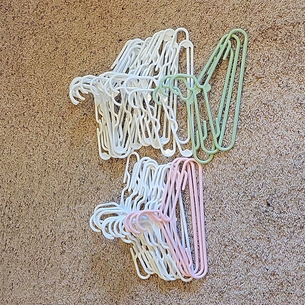 Lot of 35 Plastic Kids/Toddler Hangers